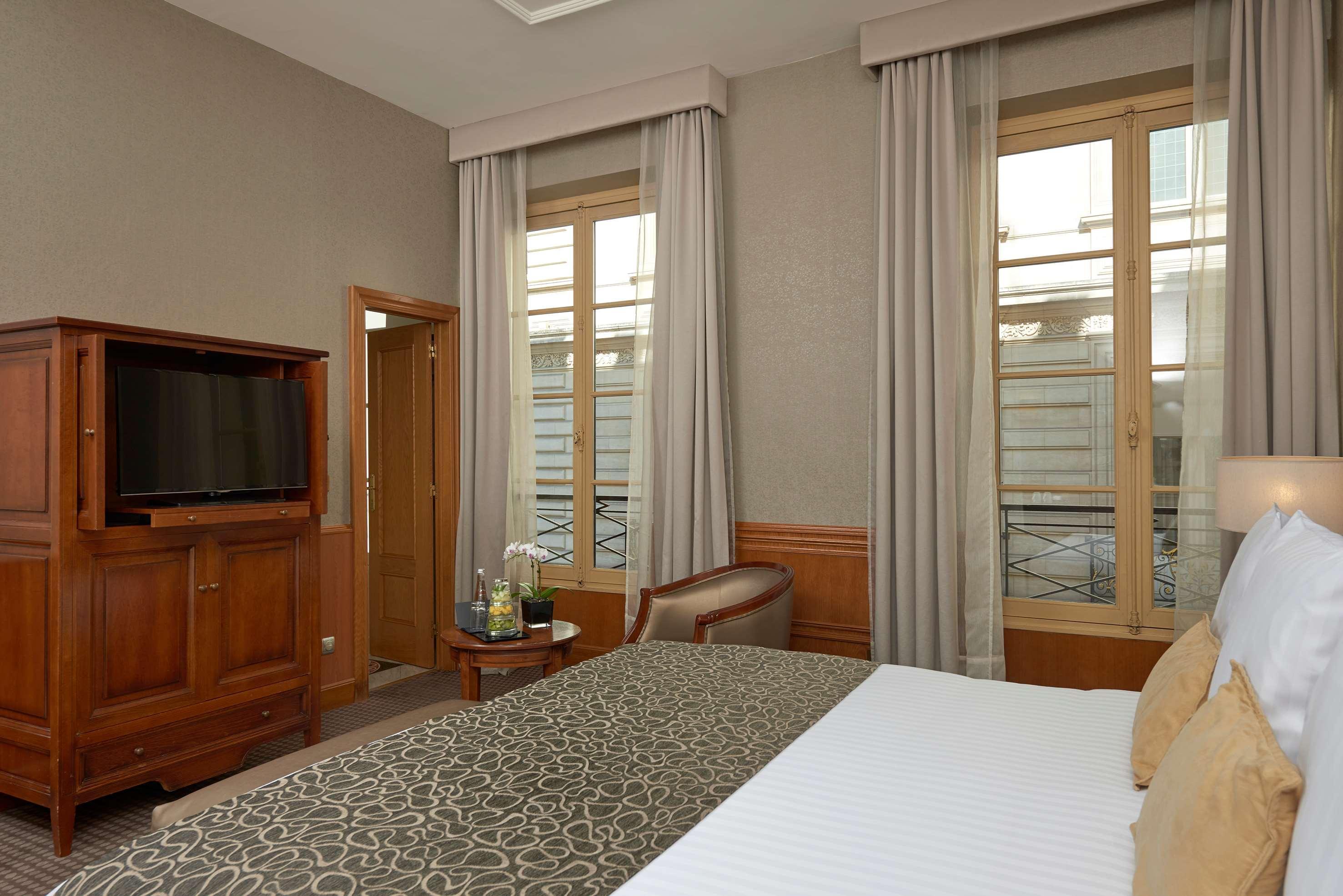 Melia Paris Vendome Hotel Exterior photo
