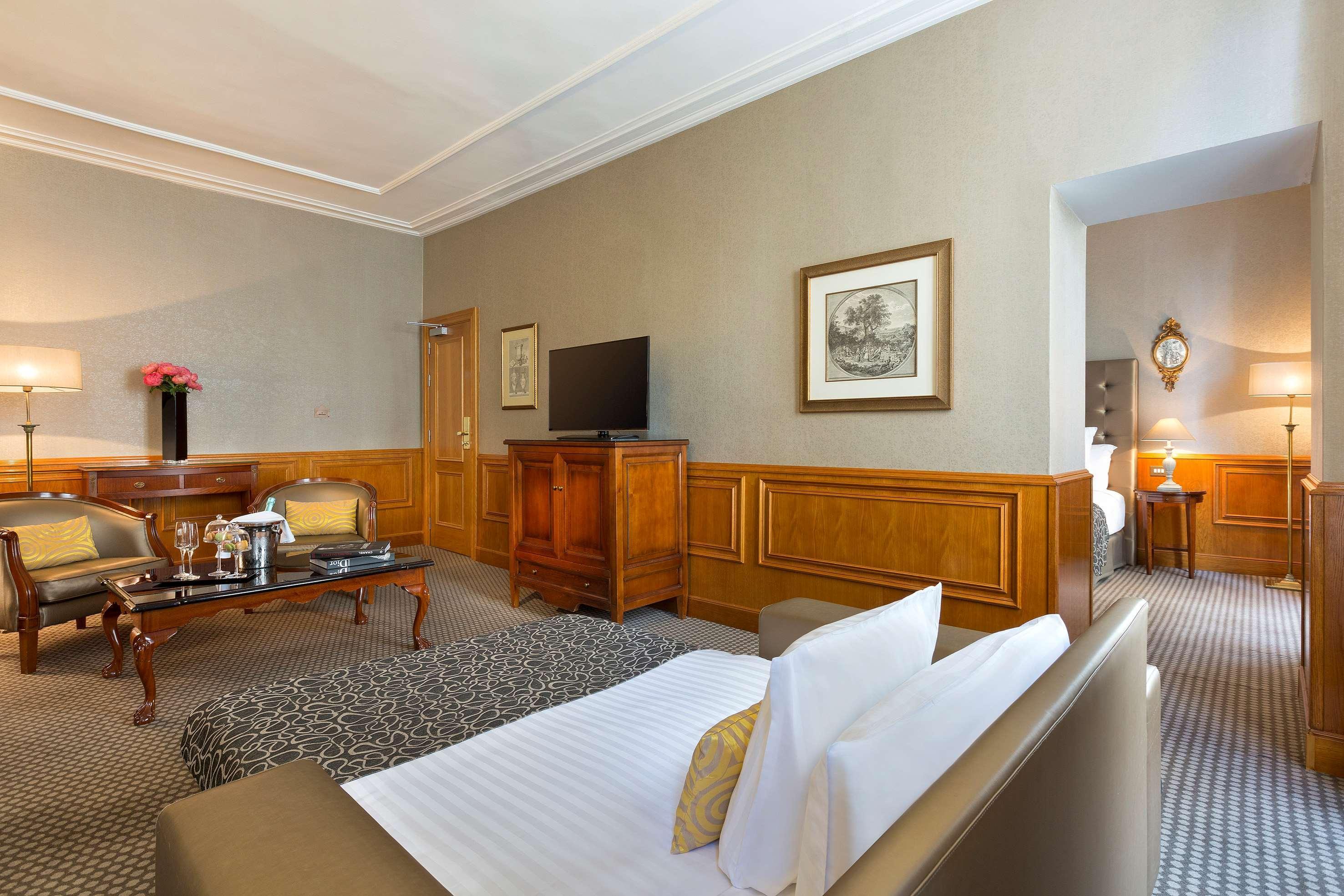 Melia Paris Vendome Hotel Exterior photo